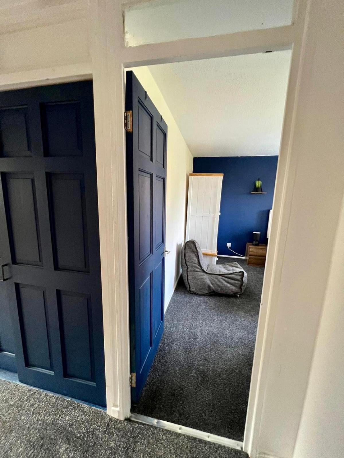 Manchester - Eccles - Business - Contractors - Families - Discounts Available Kültér fotó